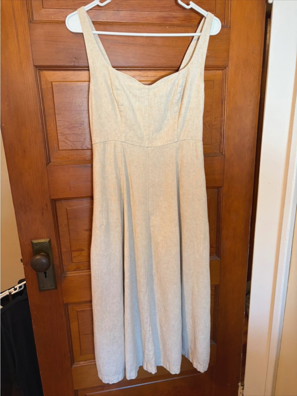 Small women’s linen blend sweetheart neckline midi dress tan beige 44” length